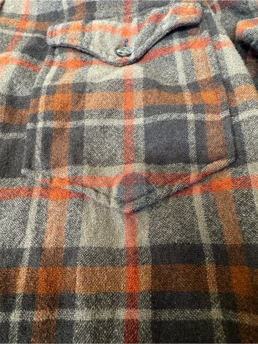Vintage Pendleton Men's Brown & Orange Plaid Flannel Button Down Wool Shirt - Picture 11 of 12